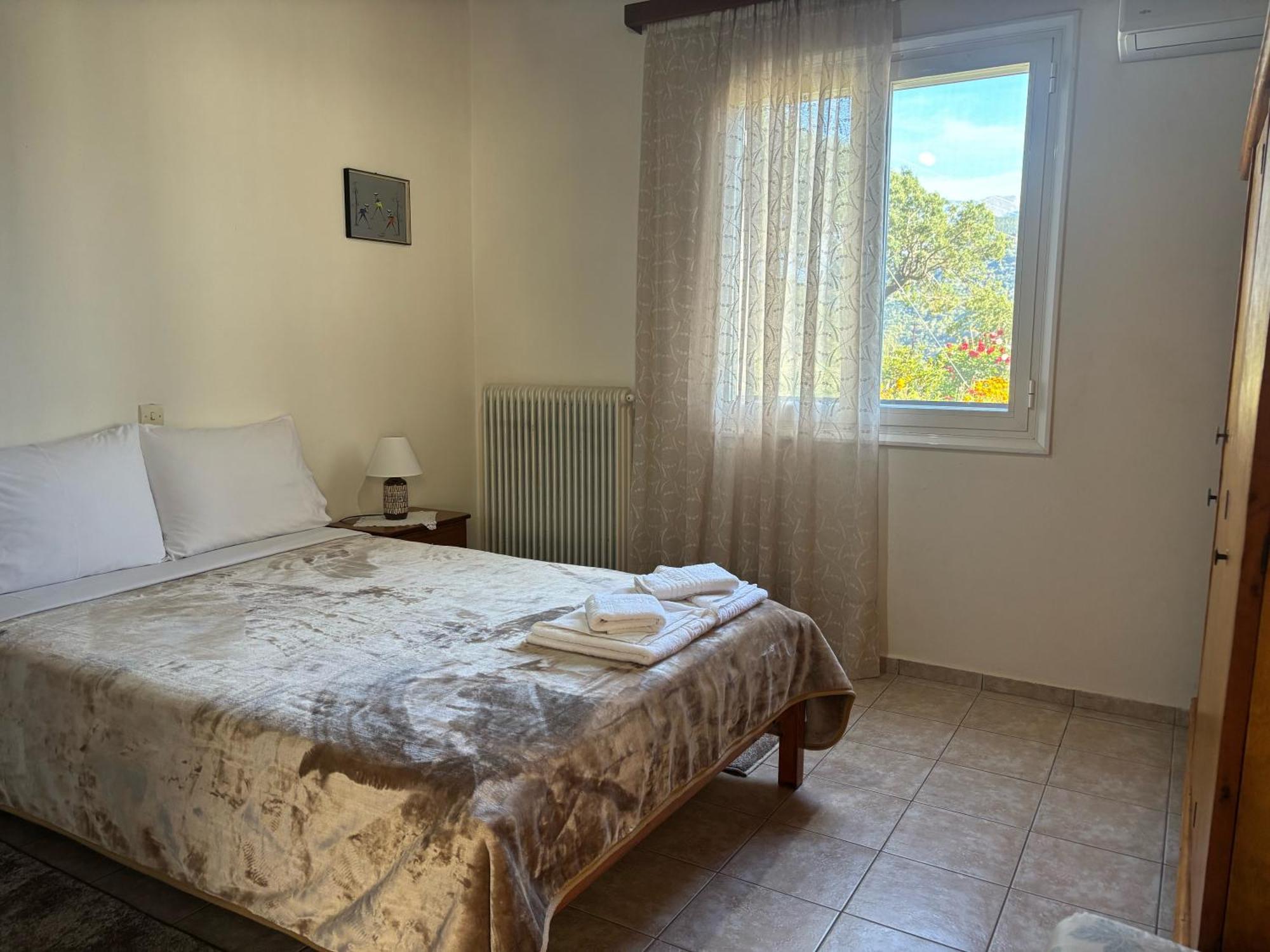 Georgaras Accommodation Platanoussa 外观 照片