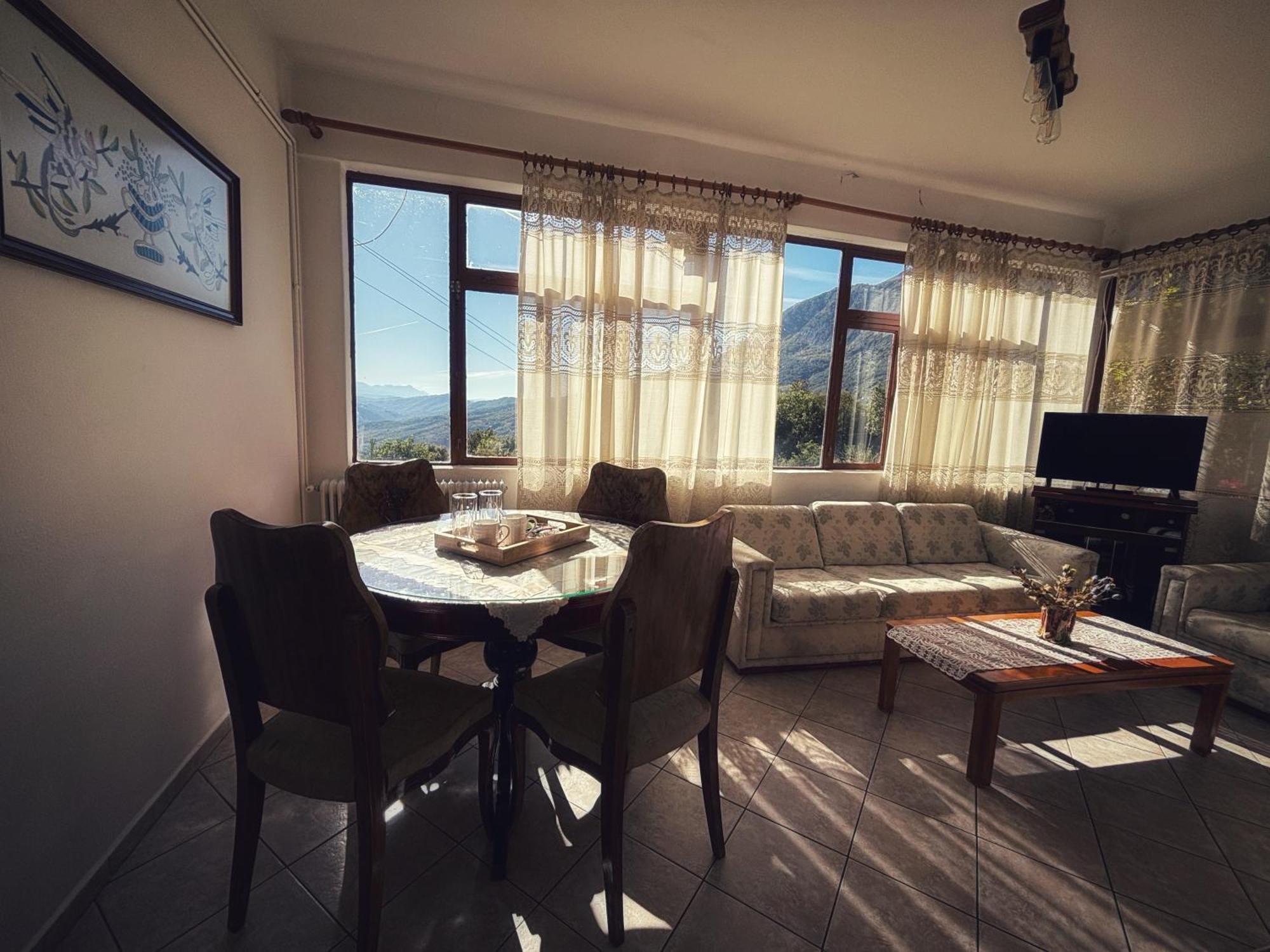 Georgaras Accommodation Platanoussa 外观 照片