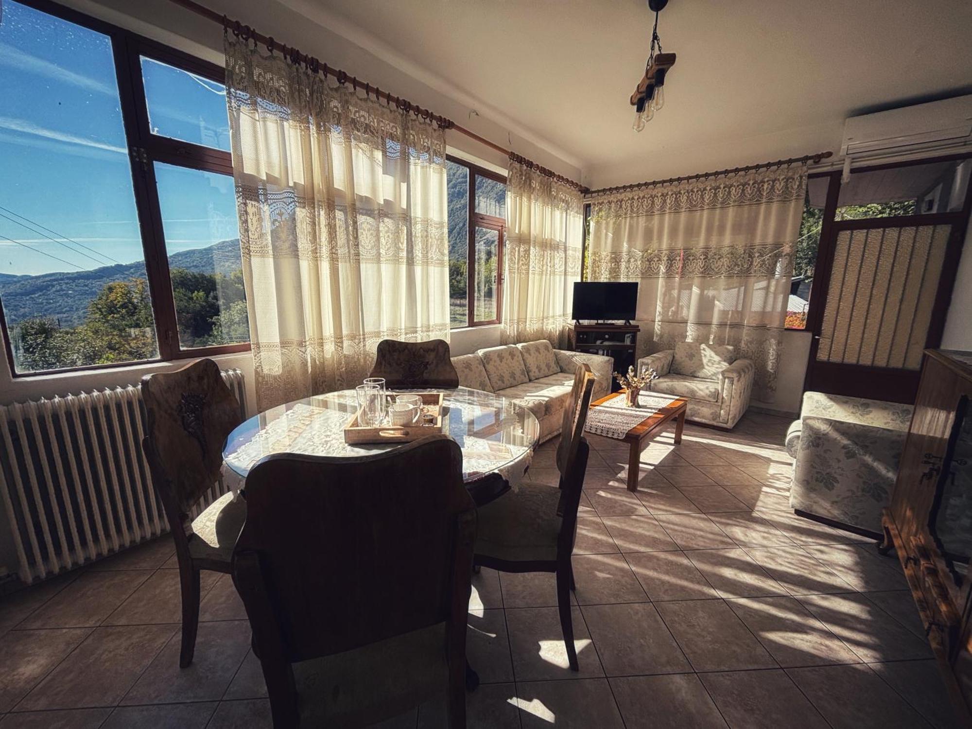 Georgaras Accommodation Platanoussa 外观 照片