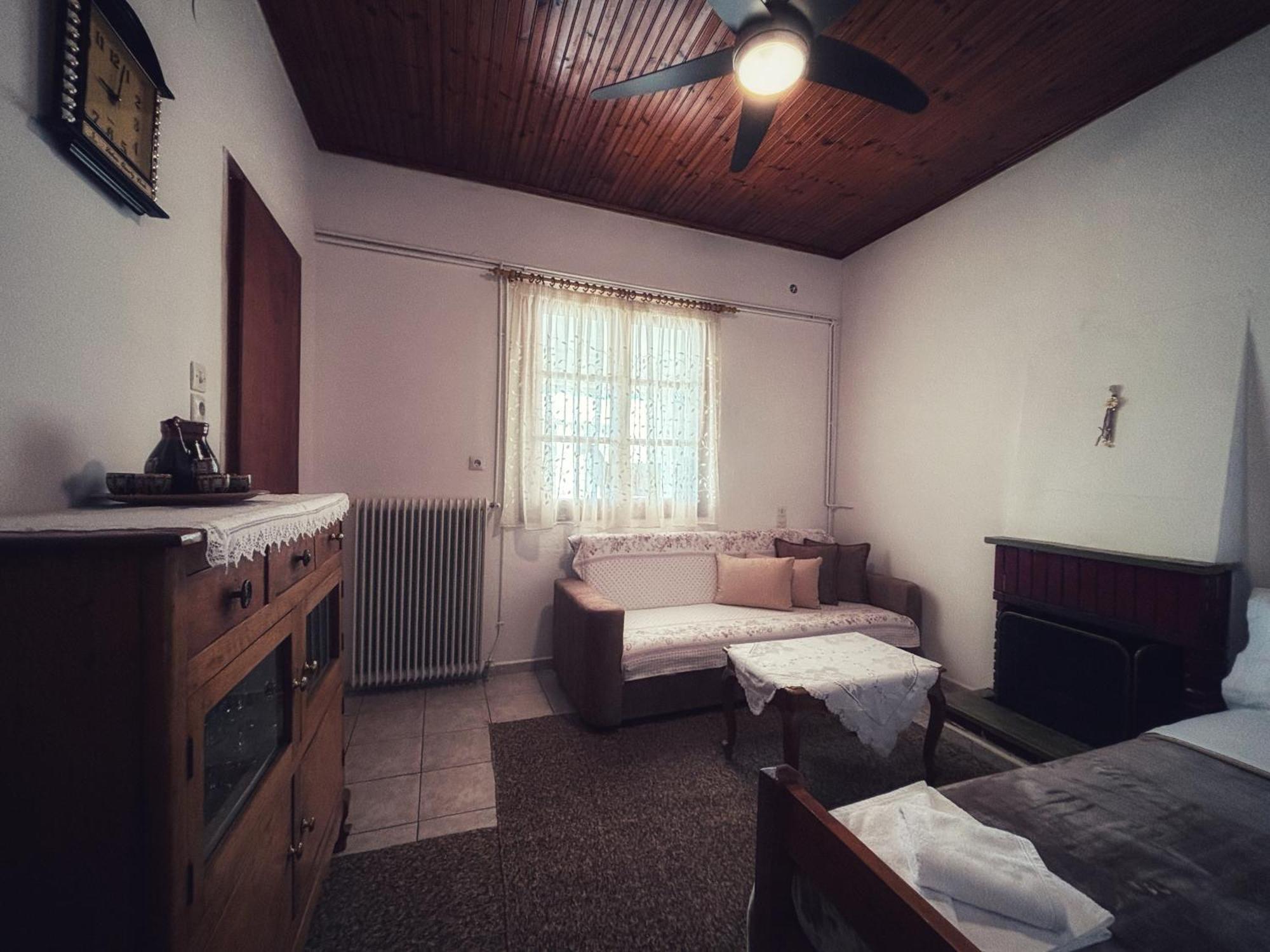 Georgaras Accommodation Platanoussa 外观 照片