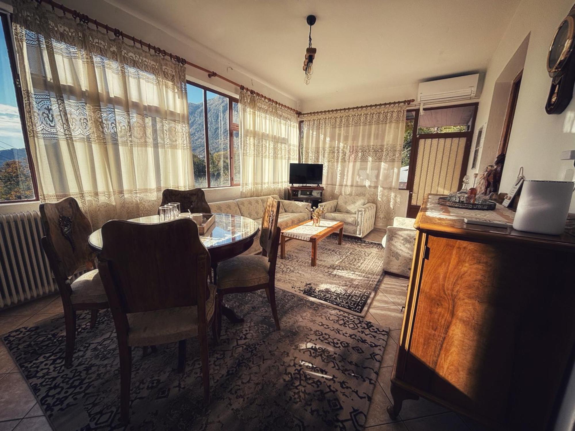 Georgaras Accommodation Platanoussa 外观 照片